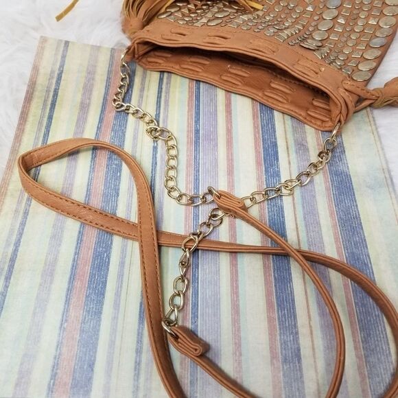 RUE 21, ETC! VERY CUTE FAUX LEATHER CROSSBODY - Picture 5 of 11